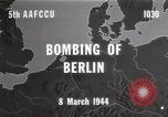 Standbild Bombardierung von Berlin Deutschland, 1944, aus Sekunde 5 historischem Filmmaterial Videoclip 65675067746