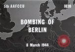 Standbild Bombardierung von Berlin Deutschland, 1944, aus Sekunde 6 historischem Filmmaterial Videoclip 65675067746