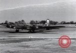 Standbild Bombardierung von Berlin Deutschland, 1944, aus Sekunde 29 historischem Filmmaterial Videoclip 65675067746