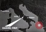 Standbild Bombardierung von Kloster Cassino Italien, 1944, aus Sekunde 14 historischem Filmmaterial Videoclip 65675067747