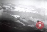 Standbild Bombardierung von Kloster Cassino Italien, 1944, aus Sekunde 22 historischem Filmmaterial Videoclip 65675067747