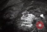 Standbild Bombardierung von Kloster Cassino Italien, 1944, aus Sekunde 34 historischem Filmmaterial Videoclip 65675067747