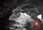 Standbild Bombardierung von Kloster Cassino Italien, 1944, aus Sekunde 44 historischem Filmmaterial Videoclip 65675067747