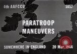 Image Formation Seconde Guerre Mondiale sauts parachutistes Angleterre Royaume-Uni, 1944, de la seconde 7 séquences d'archives historiques vidéo 65675067748