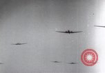 Image Formation Seconde Guerre Mondiale sauts parachutistes Angleterre Royaume-Uni, 1944, de la seconde 24 séquences d'archives historiques vidéo 65675067748