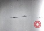 Image Formation Seconde Guerre Mondiale sauts parachutistes Angleterre Royaume-Uni, 1944, de la seconde 31 séquences d'archives historiques vidéo 65675067748