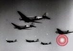 Image Formation Seconde Guerre Mondiale sauts parachutistes Angleterre Royaume-Uni, 1944, de la seconde 42 séquences d'archives historiques vidéo 65675067748
