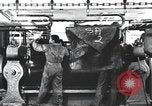 Image équipement de guerre United States USA, 1944, de la seconde 24 séquences d'archives historiques vidéo 65675067760