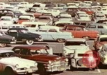 Standbild Produktionswerk von Hewlett Packard Palo Alto California USA, 1958, aus Sekunde 7 historischem Filmmaterial Videoclip 65675067785
