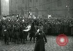 Standbild Erstellen der ersten Republik Tschechoslowakei Prag Tschechoslowakei, 1918, aus Sekunde 10 historischem Filmmaterial Videoclip 65675067801