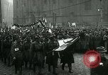Standbild Erstellen der ersten Republik Tschechoslowakei Prag Tschechoslowakei, 1918, aus Sekunde 12 historischem Filmmaterial Videoclip 65675067801