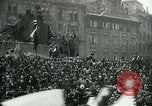 Standbild Erstellen der ersten Republik Tschechoslowakei Prag Tschechoslowakei, 1918, aus Sekunde 20 historischem Filmmaterial Videoclip 65675067801