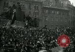 Standbild Erstellen der ersten Republik Tschechoslowakei Prag Tschechoslowakei, 1918, aus Sekunde 23 historischem Filmmaterial Videoclip 65675067801