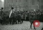 Standbild Erstellen der ersten Republik Tschechoslowakei Prag Tschechoslowakei, 1918, aus Sekunde 26 historischem Filmmaterial Videoclip 65675067801