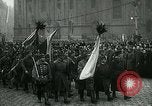 Standbild Erstellen der ersten Republik Tschechoslowakei Prag Tschechoslowakei, 1918, aus Sekunde 29 historischem Filmmaterial Videoclip 65675067801