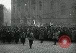 Standbild Erstellen der ersten Republik Tschechoslowakei Prag Tschechoslowakei, 1918, aus Sekunde 41 historischem Filmmaterial Videoclip 65675067801