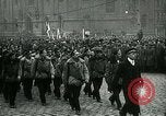 Standbild Erstellen der ersten Republik Tschechoslowakei Prag Tschechoslowakei, 1918, aus Sekunde 58 historischem Filmmaterial Videoclip 65675067801