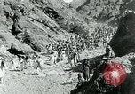 Standbild Arabische Truppen während des Arabischen Revolte Arabien, 1916, aus Sekunde 9 historischem Filmmaterial Videoclip 65675067802