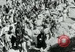 Standbild Arabische Truppen während des Arabischen Revolte Arabien, 1916, aus Sekunde 14 historischem Filmmaterial Videoclip 65675067802
