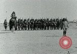 Standbild Arabische Truppen während des Arabischen Revolte Arabien, 1916, aus Sekunde 46 historischem Filmmaterial Videoclip 65675067802