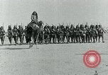 Standbild Arabische Truppen während des Arabischen Revolte Arabien, 1916, aus Sekunde 48 historischem Filmmaterial Videoclip 65675067802