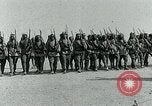 Standbild Arabische Truppen während des Arabischen Revolte Arabien, 1916, aus Sekunde 52 historischem Filmmaterial Videoclip 65675067802