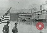 Immagine di Noi forze dell esercito fine della prima guerra mondiale al Deutsches Eck Koblenz Germania, 1918, secondo 11 filmato di repertorio 65675067803