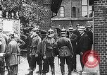 Image Affiche annonçant la mobilisation Berlin Allemagne, 1914, de la seconde 6 séquences d'archives historiques vidéo 65675067821