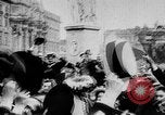 Image Affiche annonçant la mobilisation Berlin Allemagne, 1914, de la seconde 32 séquences d'archives historiques vidéo 65675067821