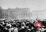 Image Affiche annonçant la mobilisation Berlin Allemagne, 1914, de la seconde 46 séquences d'archives historiques vidéo 65675067821