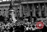 Image Affiche annonçant la mobilisation Berlin Allemagne, 1914, de la seconde 61 séquences d'archives historiques vidéo 65675067821