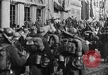 Image le Roi Albert Ier et de la Reine Elisabeth défilé d'examen des troupes belges Bruxelles Belgique, 1919, de la seconde 46 séquences d'archives historiques vidéo 65675067825