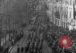 Image le Roi Albert Ier et de la Reine Elisabeth défilé d'examen des troupes belges Bruxelles Belgique, 1919, de la seconde 53 séquences d'archives historiques vidéo 65675067825
