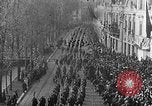 Image le Roi Albert Ier et de la Reine Elisabeth défilé d'examen des troupes belges Bruxelles Belgique, 1919, de la seconde 54 séquences d'archives historiques vidéo 65675067825