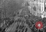Image le Roi Albert Ier et de la Reine Elisabeth défilé d'examen des troupes belges Bruxelles Belgique, 1919, de la seconde 59 séquences d'archives historiques vidéo 65675067825