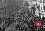 Image le Roi Albert Ier et de la Reine Elisabeth défilé d'examen des troupes belges Bruxelles Belgique, 1919, de la seconde 60 séquences d'archives historiques vidéo 65675067825