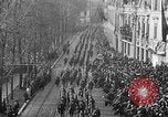Image le Roi Albert Ier et de la Reine Elisabeth défilé d'examen des troupes belges Bruxelles Belgique, 1919, de la seconde 61 séquences d'archives historiques vidéo 65675067825