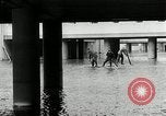 Image flood l'Europe, 1955, de la seconde 30 séquences d'archives historiques vidéo 65675067829