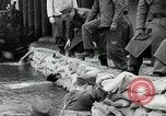 Image flood l'Europe, 1955, de la seconde 44 séquences d'archives historiques vidéo 65675067829