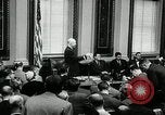Immagine di Conferenza stampa Washington DC USA, 1955, secondo 39 filmato di repertorio 65675067830