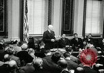 Immagine di Conferenza stampa Washington DC USA, 1955, secondo 58 filmato di repertorio 65675067830