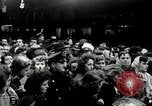 Standbild film Premier Boston Massachusetts USA, 1955, aus Sekunde 8 historischem Filmmaterial Videoclip 65675067832