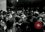Standbild film Premier Boston Massachusetts USA, 1955, aus Sekunde 10 historischem Filmmaterial Videoclip 65675067832
