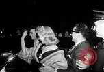 Standbild film Premier Boston Massachusetts USA, 1955, aus Sekunde 20 historischem Filmmaterial Videoclip 65675067832