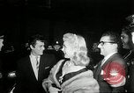 Standbild film Premier Boston Massachusetts USA, 1955, aus Sekunde 22 historischem Filmmaterial Videoclip 65675067832