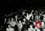 Standbild film Premier Boston Massachusetts USA, 1955, aus Sekunde 37 historischem Filmmaterial Videoclip 65675067832