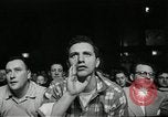 Standbild goldene Handschuhe New York City USA, 1955, aus Sekunde 40 historischem Filmmaterial Videoclip 65675067833