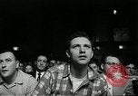 Standbild goldene Handschuhe New York City USA, 1955, aus Sekunde 42 historischem Filmmaterial Videoclip 65675067833