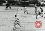 Standbild Basketball match New York United States USA, 1955, aus Sekunde 7 historischem Filmmaterial Videoclip 65675067834