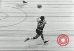 Standbild Basketball match New York United States USA, 1955, aus Sekunde 37 historischem Filmmaterial Videoclip 65675067834